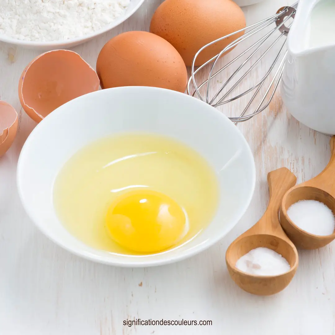 Alimentation à l'origine du jaune d'œuf de couleur pâle